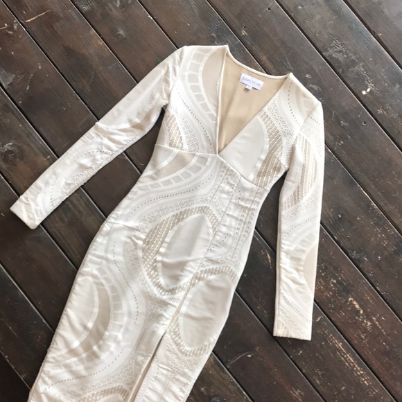 Thick faux lace long sleeve dress - Picture 2 of 5